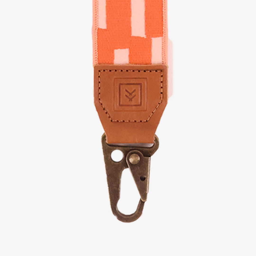 Explorer Key Tag - Scout Peach - Thread¨