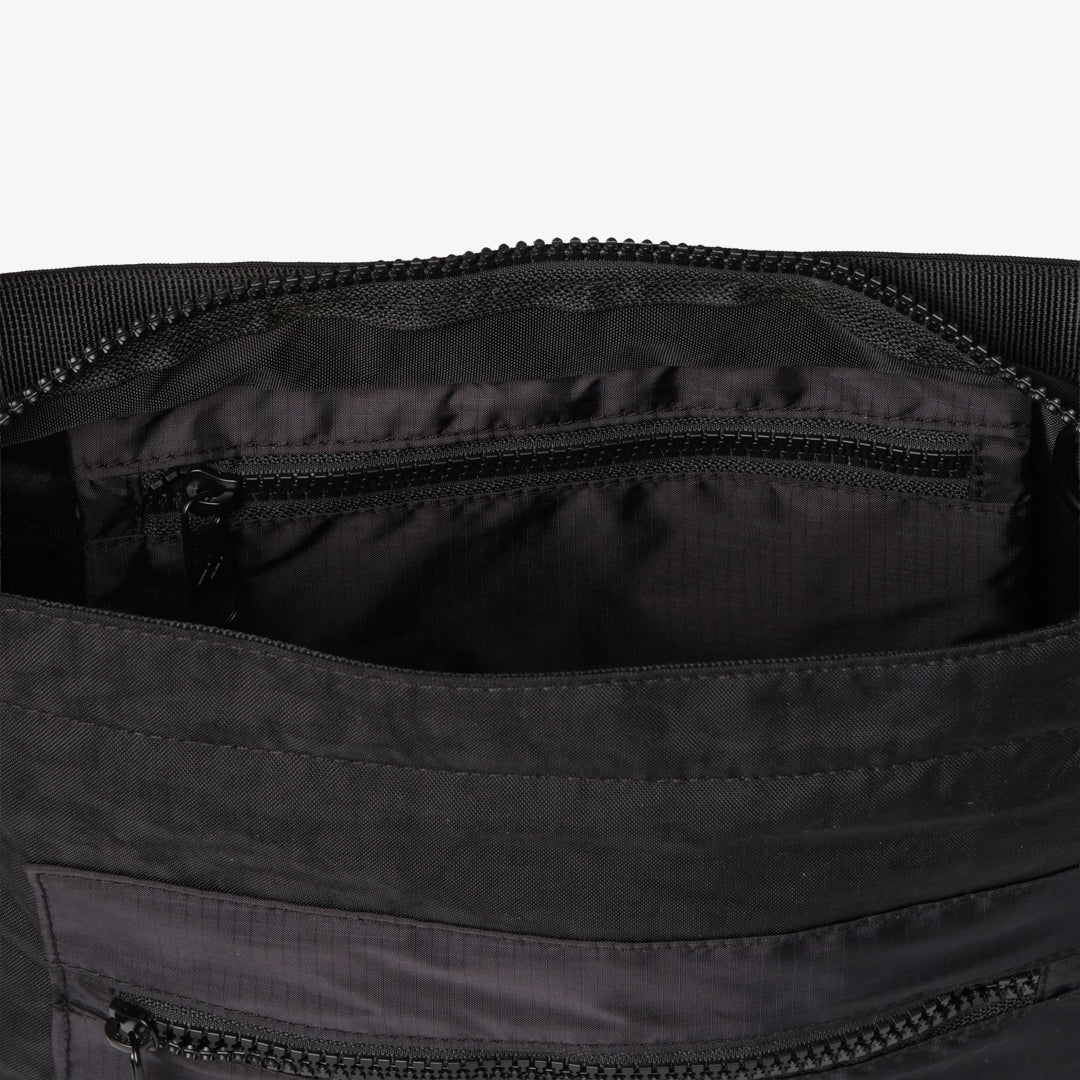 Small Utility Tote Bag - Black - Thread¨