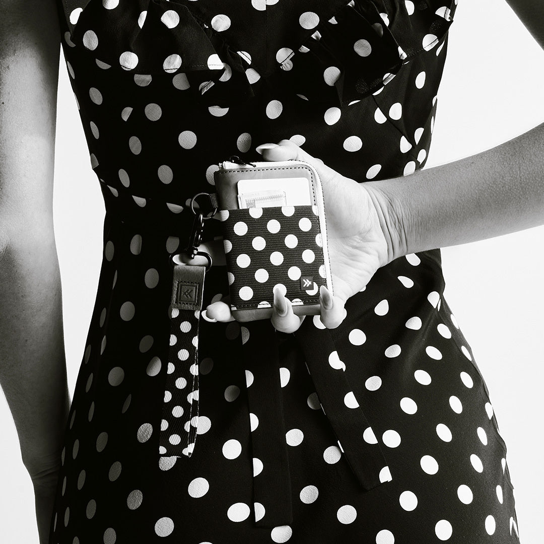 Leather Zip Wallet - Polka Dot - Thread¨
