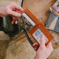 Vegan Leather Bifold Wallet - Realtree Edge - Thread¨