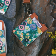 Vertical Leather Wallet - Claudia - Thread¨