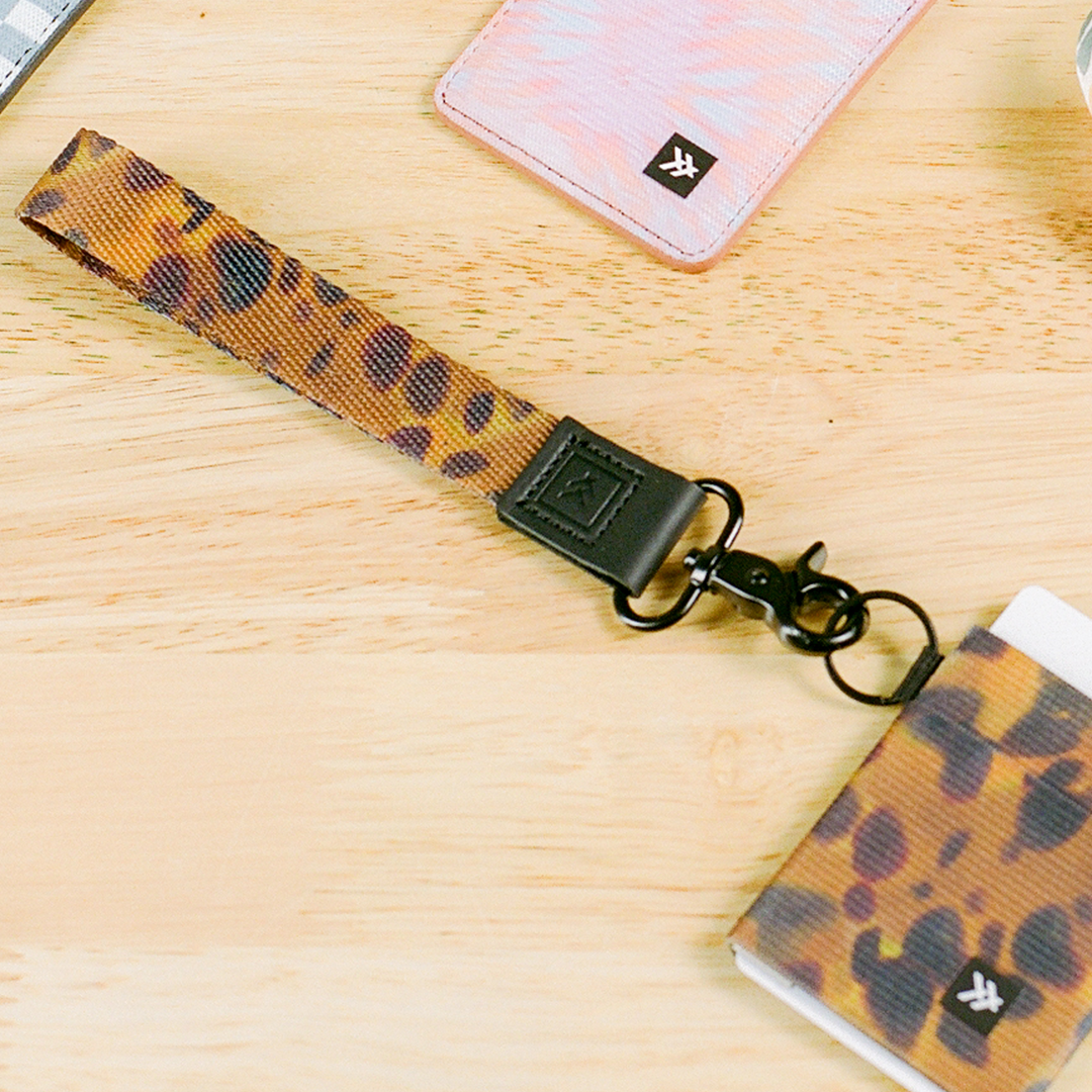 Wristlet Keychain - Tortoise - Thread¨